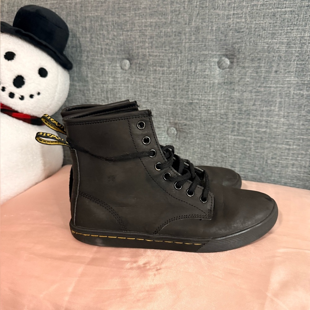 Ladies Black Doc Martens - Sz 6